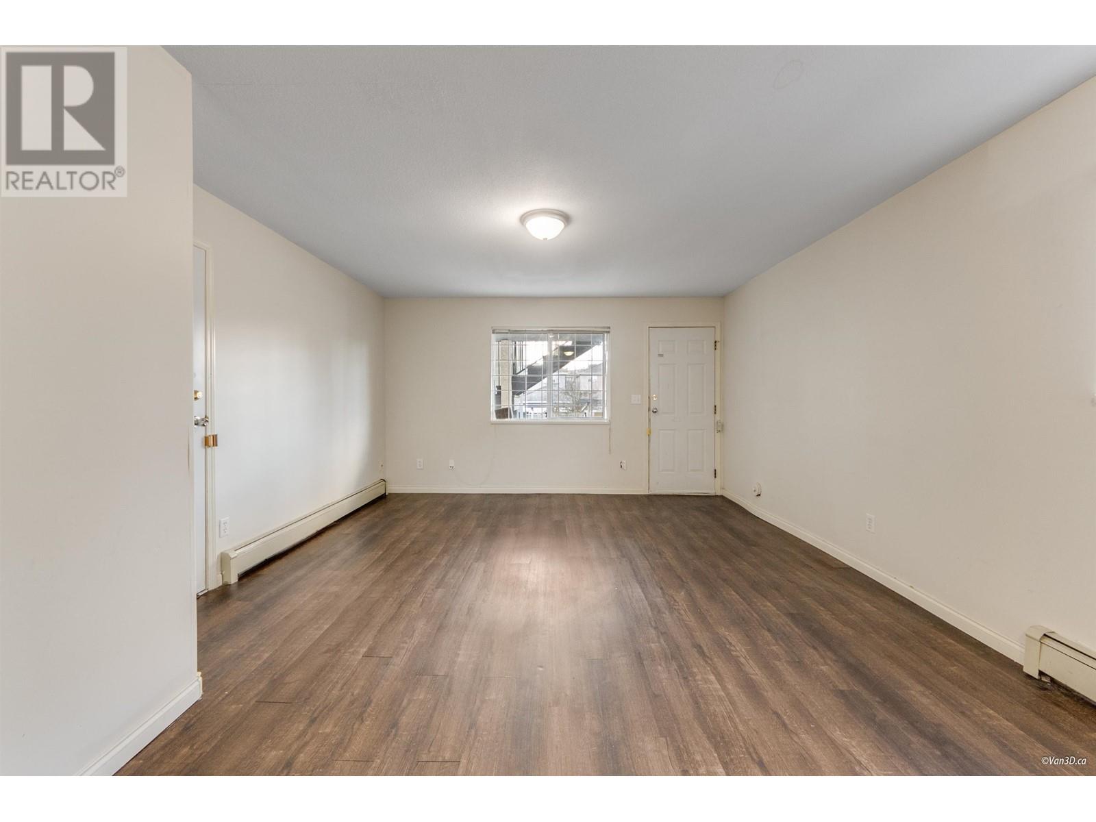 7351 12th Avenue, Burnaby, British Columbia  V3N 2J8 - Photo 14 - R2977207