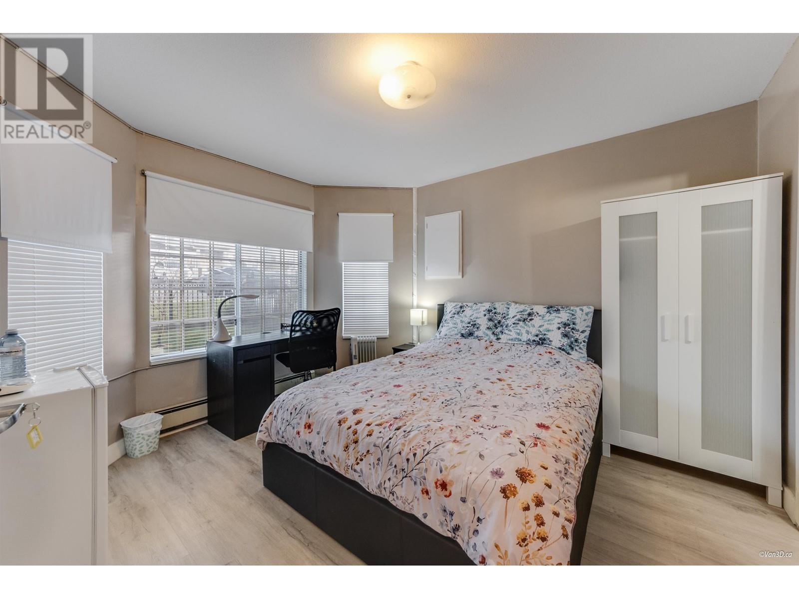 7351 12th Avenue, Burnaby, British Columbia  V3N 2J8 - Photo 15 - R2977207