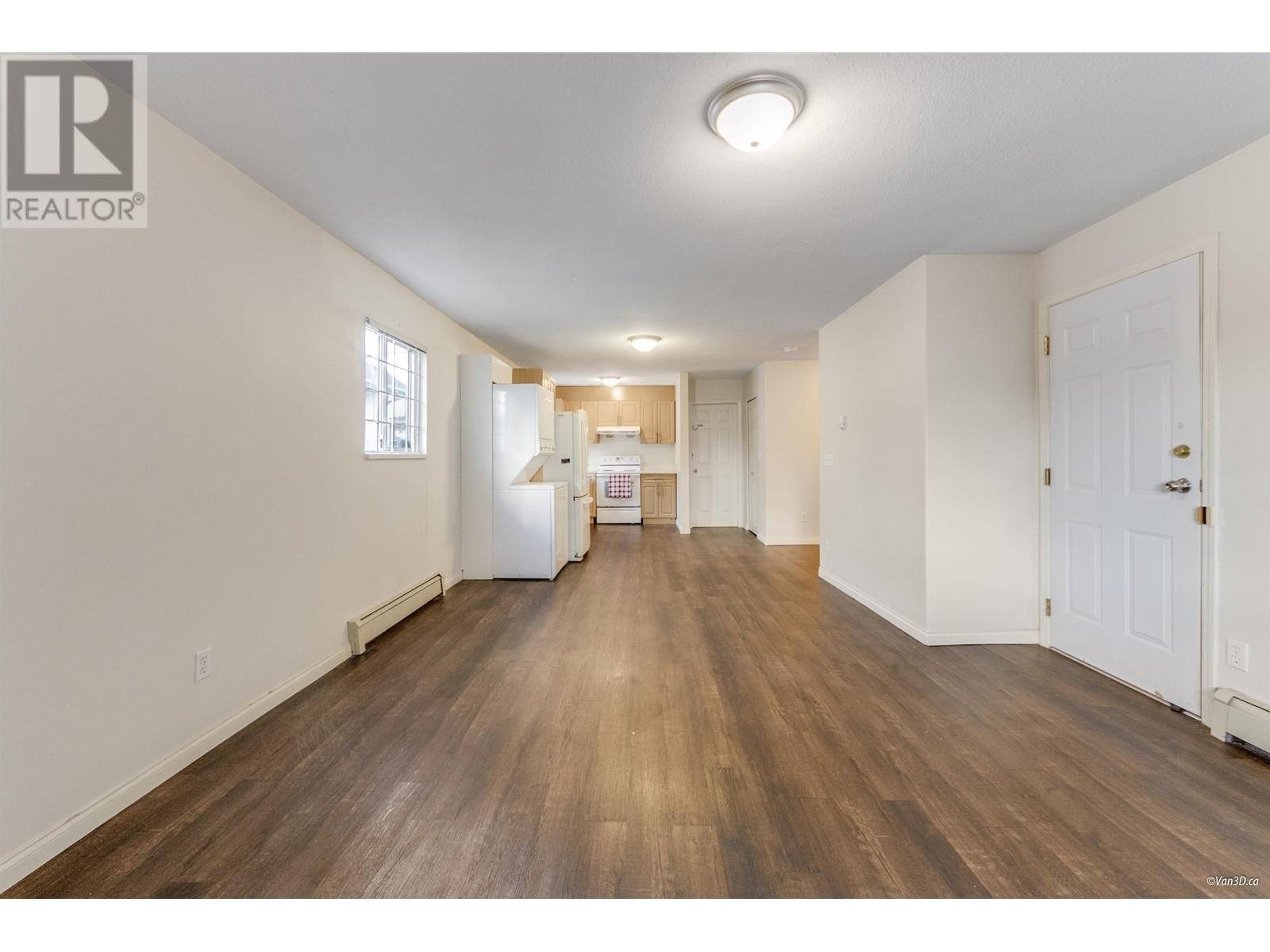 7351 12th Avenue, Burnaby, British Columbia  V3N 2J8 - Photo 12 - R2977207