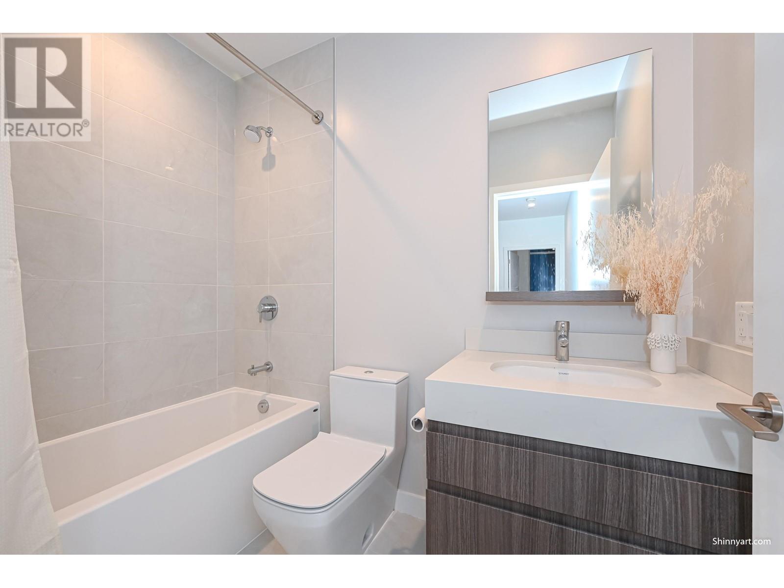 101 6463 Silver Avenue, Burnaby, British Columbia  V5H 0K4 - Photo 16 - R2976846