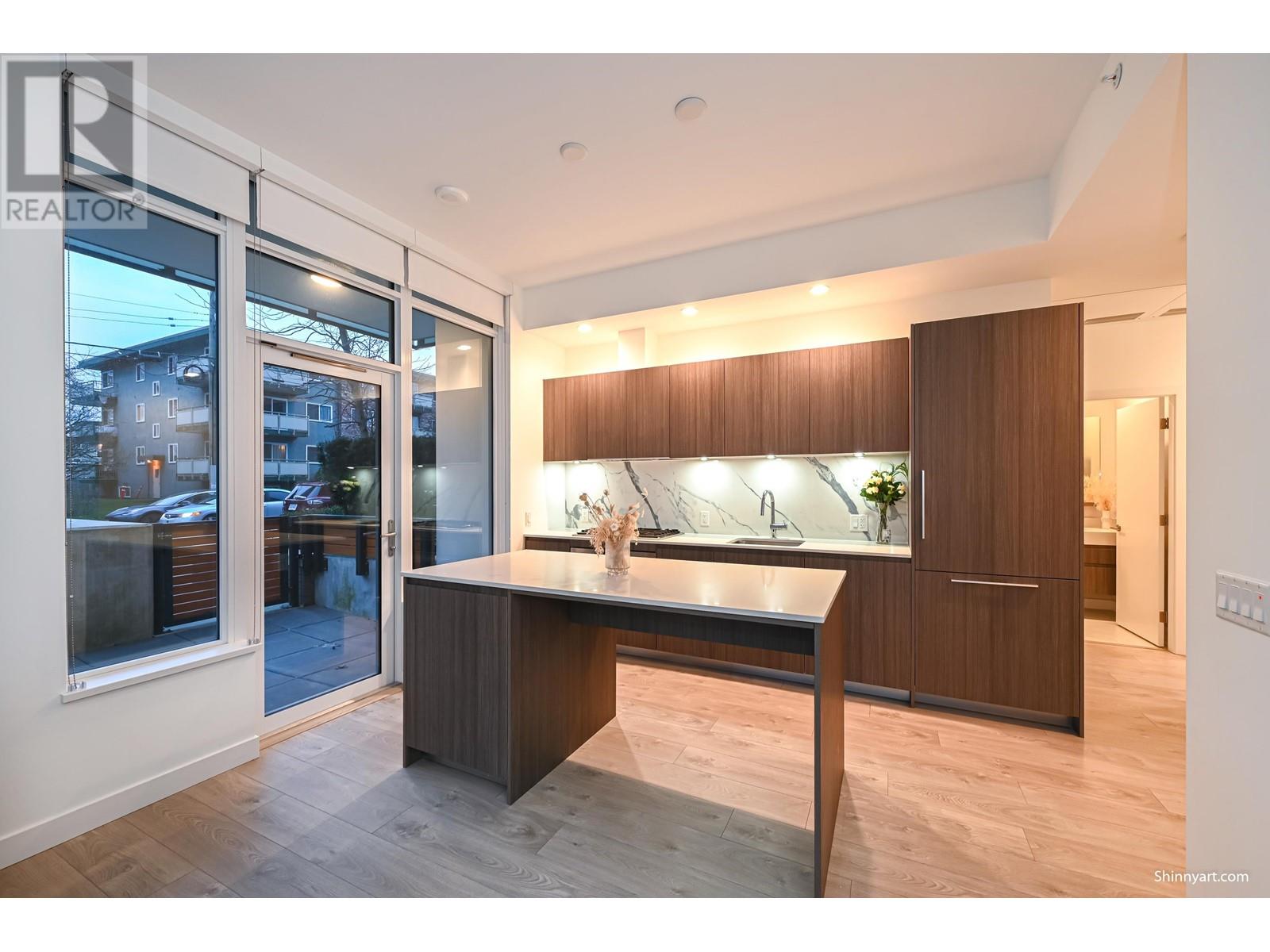 101 6463 Silver Avenue, Burnaby, British Columbia  V5H 0K4 - Photo 9 - R2976846