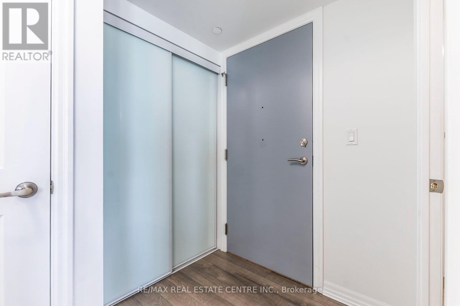Property at 719 - 80 ESTHER LORRIE DRIVE image 4