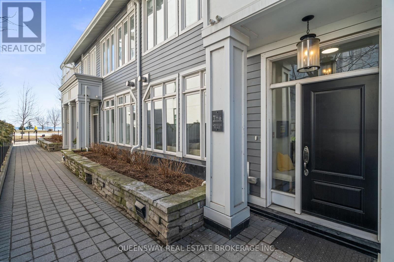 Property at TH6 - 2067 LAKESHORE BOULEVARD image 1