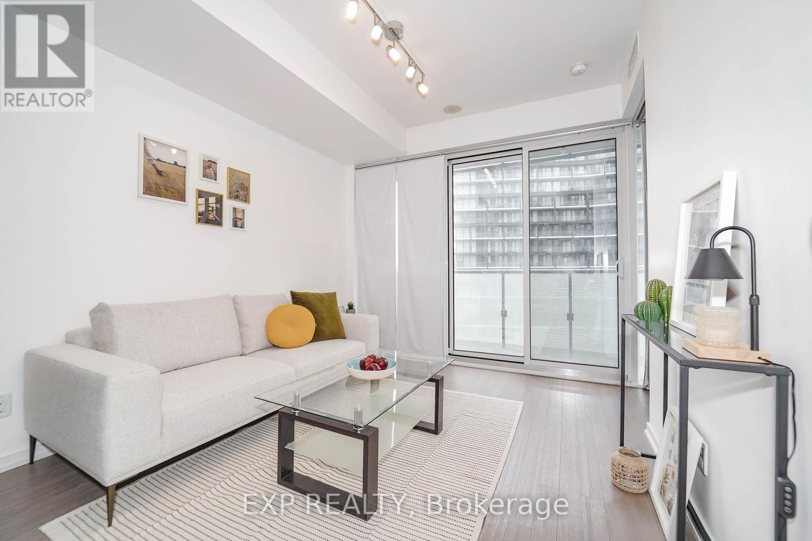 2901 - 101 Peter Street, Toronto, Ontario  M5V 0G6 - Photo 1 - C12016300
