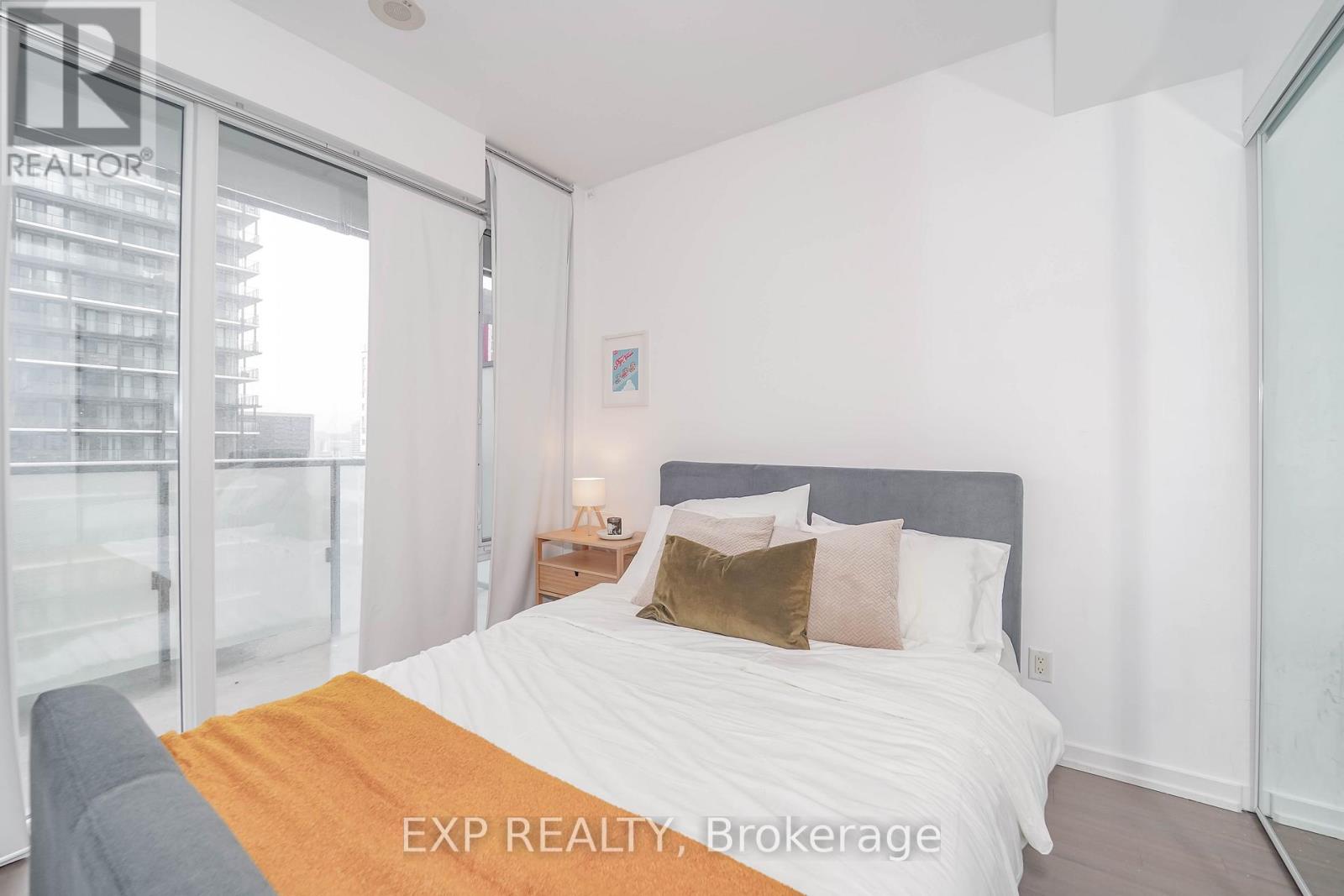 2901 - 101 Peter Street, Toronto, Ontario  M5V 0G6 - Photo 7 - C12016300