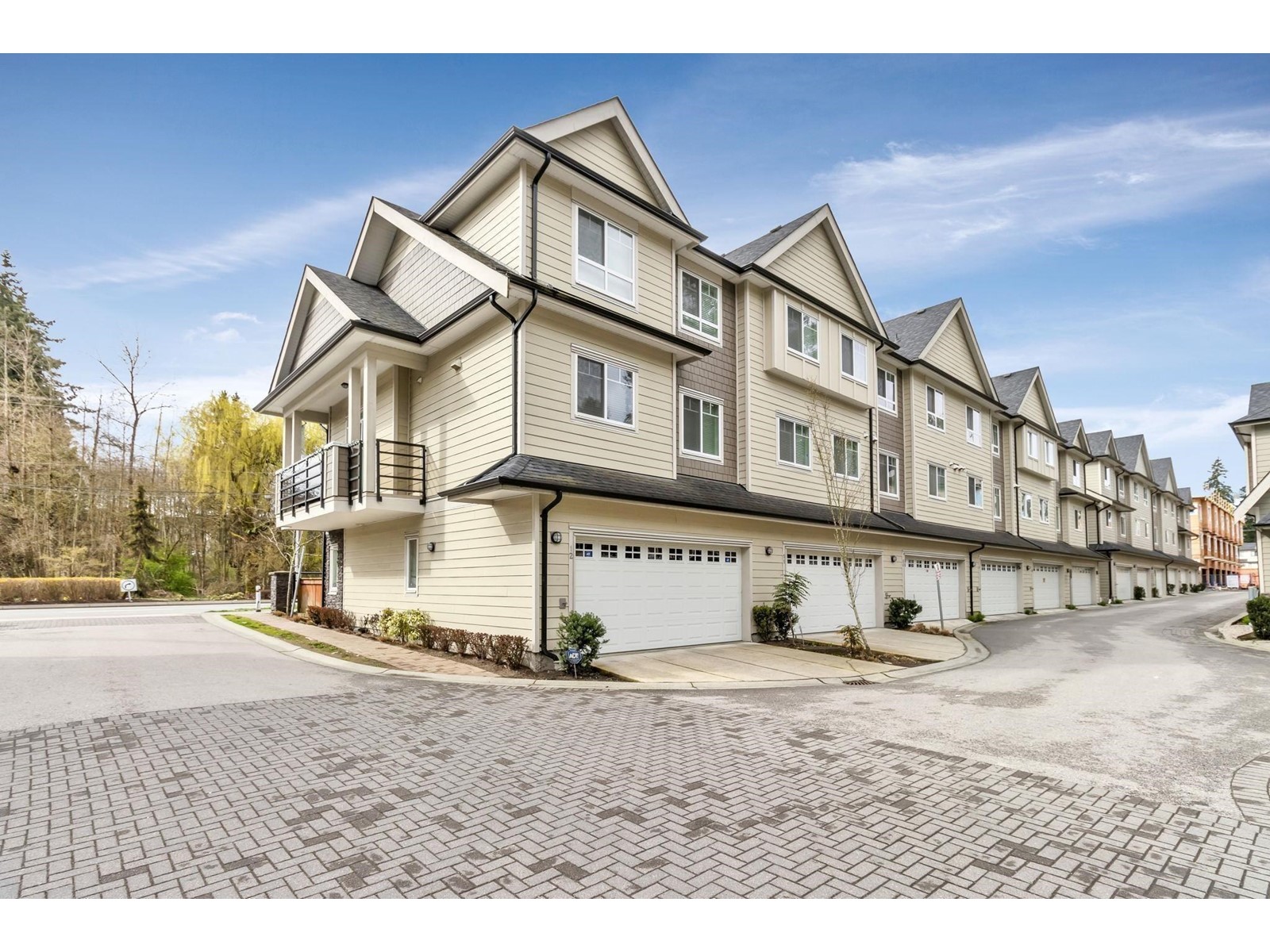 10 14285 64 AVENUE, Surrey, British Columbia
