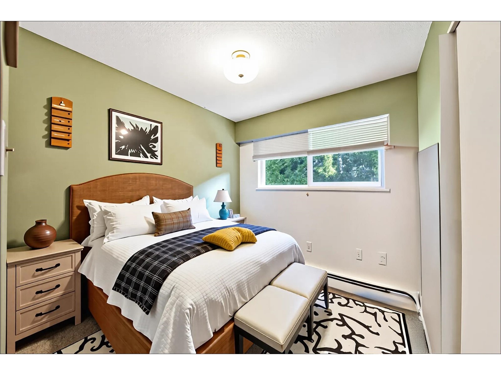 12669 96 Avenue, Surrey, British Columbia  V3V 1X5 - Photo 4 - R2975469
