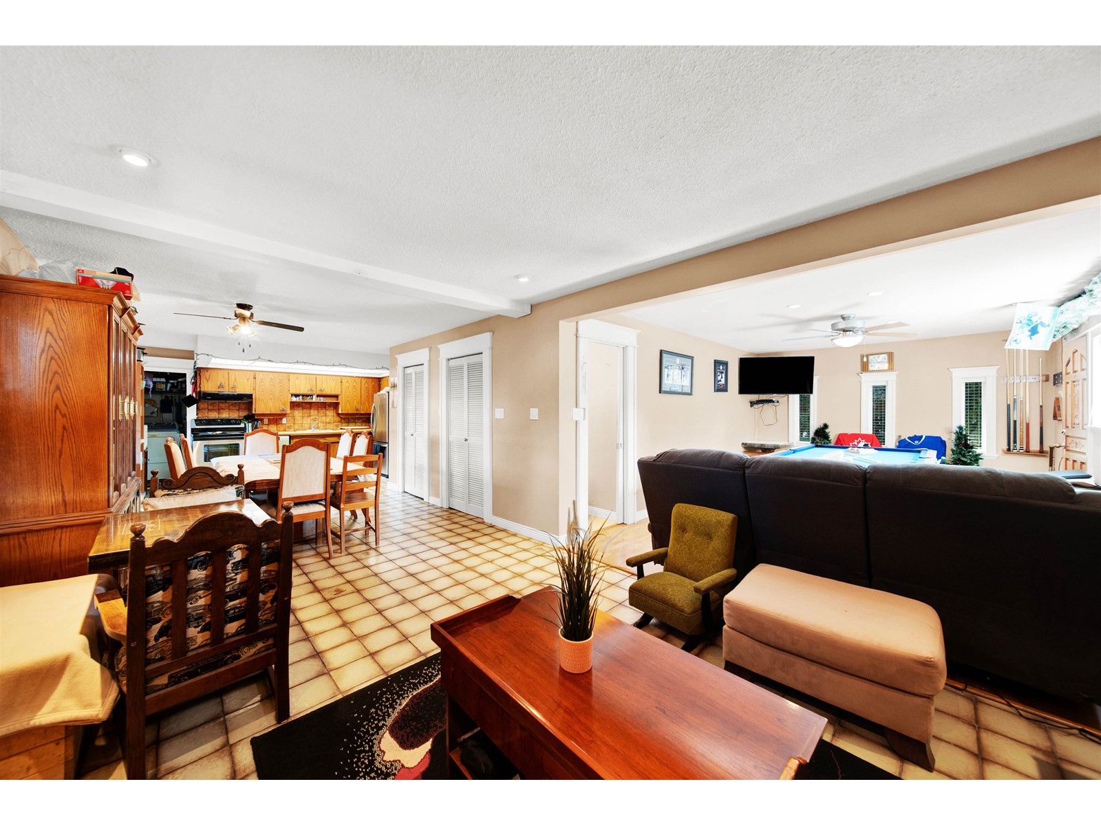 12669 96 Avenue, Surrey, British Columbia  V3V 1X5 - Photo 18 - R2975469