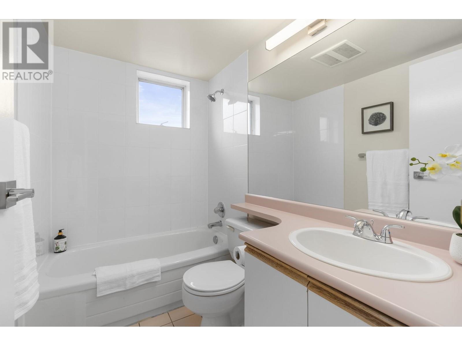 301 1771 Nelson Street, Vancouver, British Columbia  V6G 1M6 - Photo 7 - R2977112