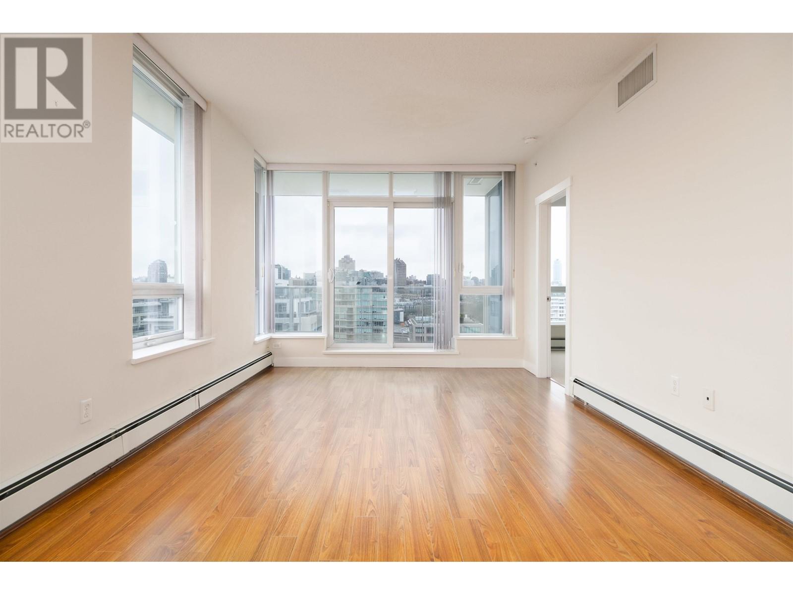 Listing Picture 14 of 40 : 1605 1833 CROWE STREET, Vancouver / 溫哥華 - 魯藝地產 Yvonne Lu Group - MLS Medallion Club Member