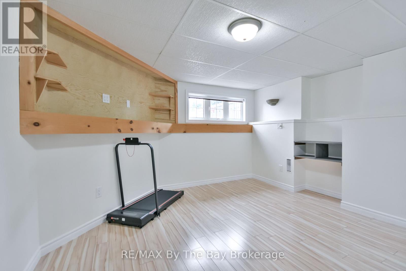 336 Robinson Road, Wasaga Beach, Ontario  L9Z 2Z1 - Photo 33 - S12016369