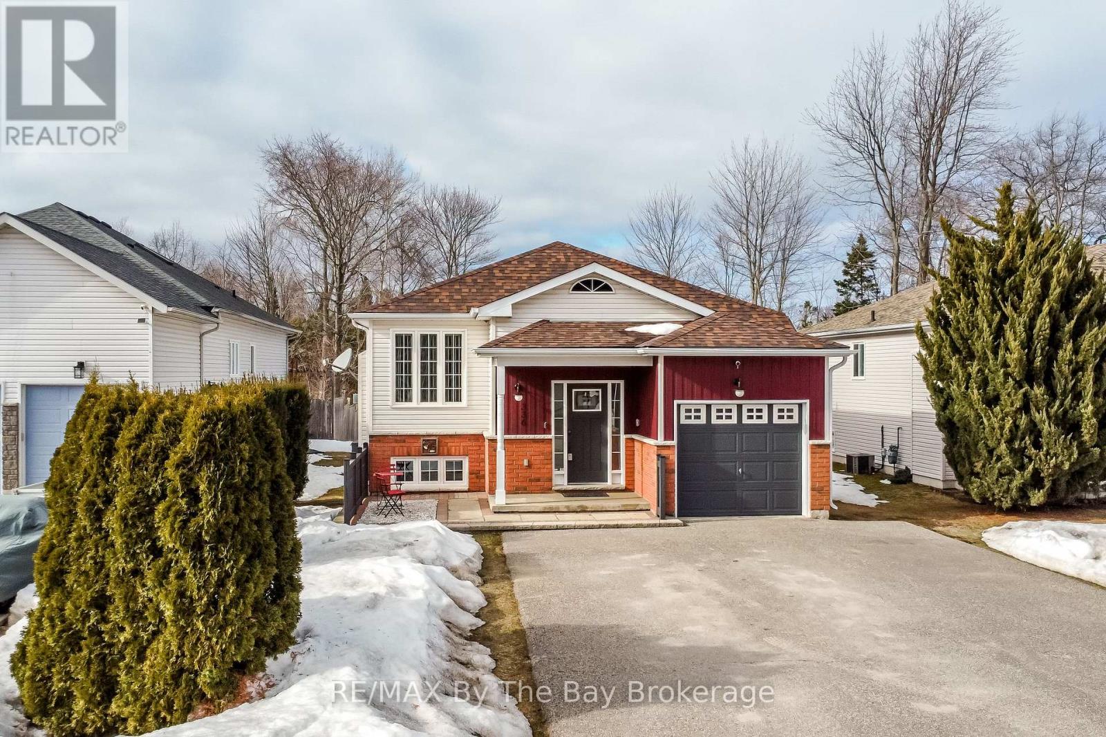 336 Robinson Road, Wasaga Beach, Ontario  L9Z 2Z1 - Photo 48 - S12016369