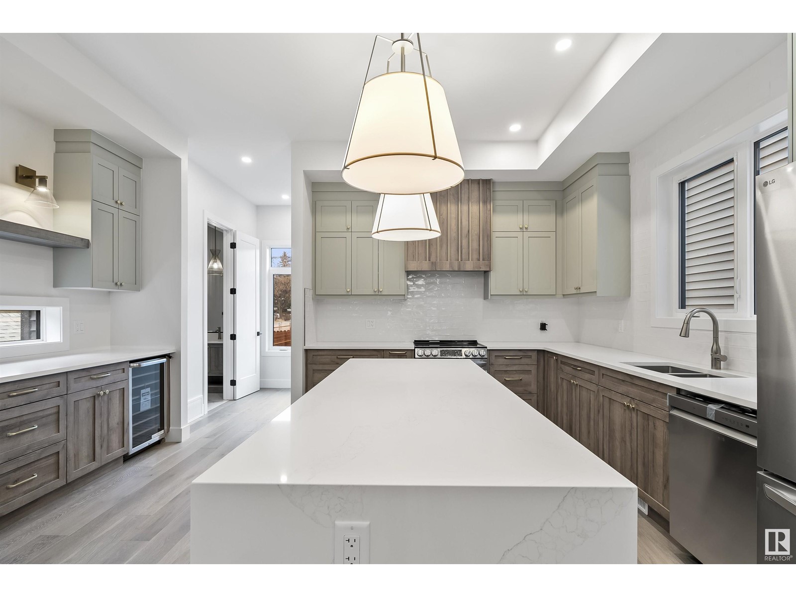 Property at 7940 89 Ave NW NW image 3