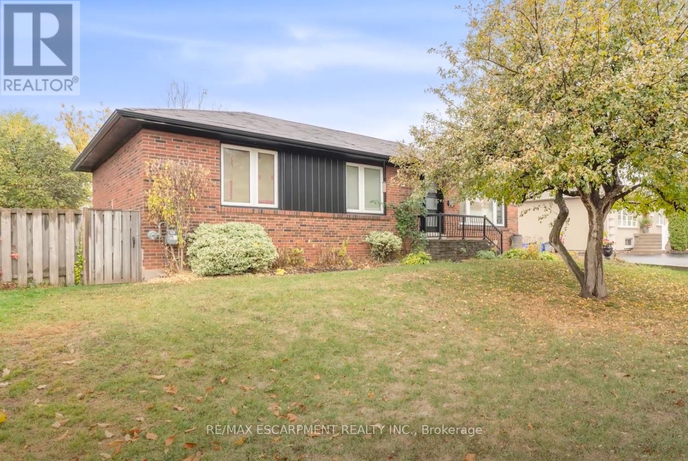 Property at 382 THIRD LINE image 2
