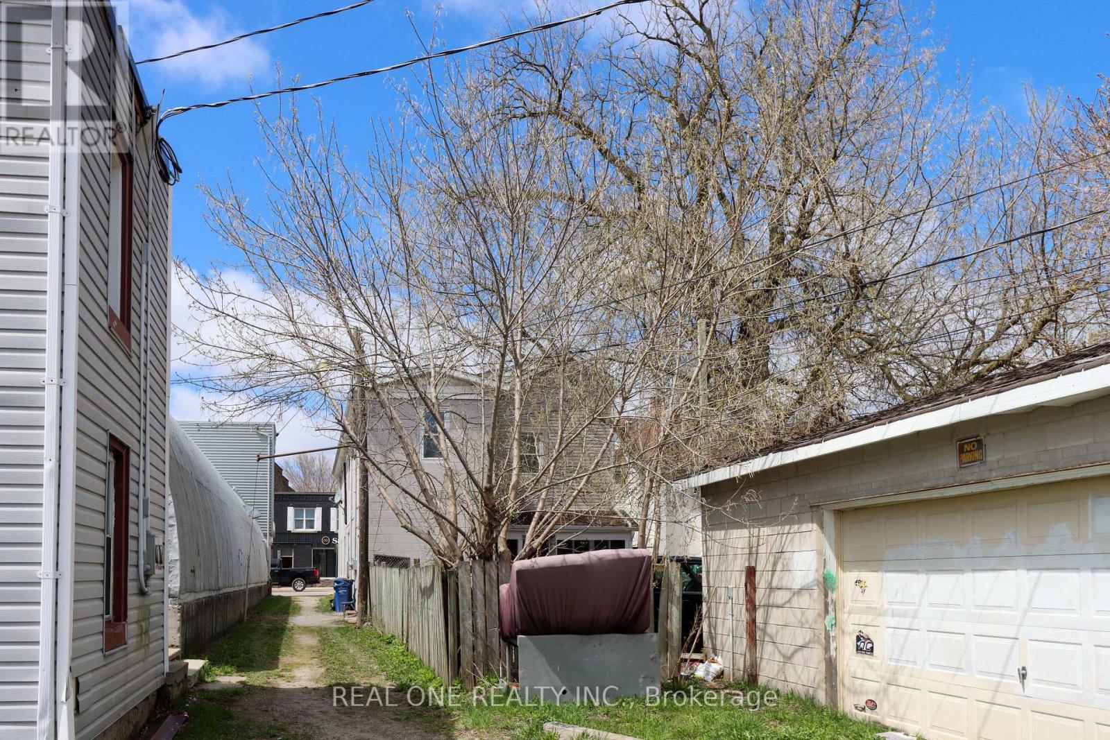 10 Mill Street E, Halton Hills, Ontario  L7J 1G9 - Photo 30 - W12016328