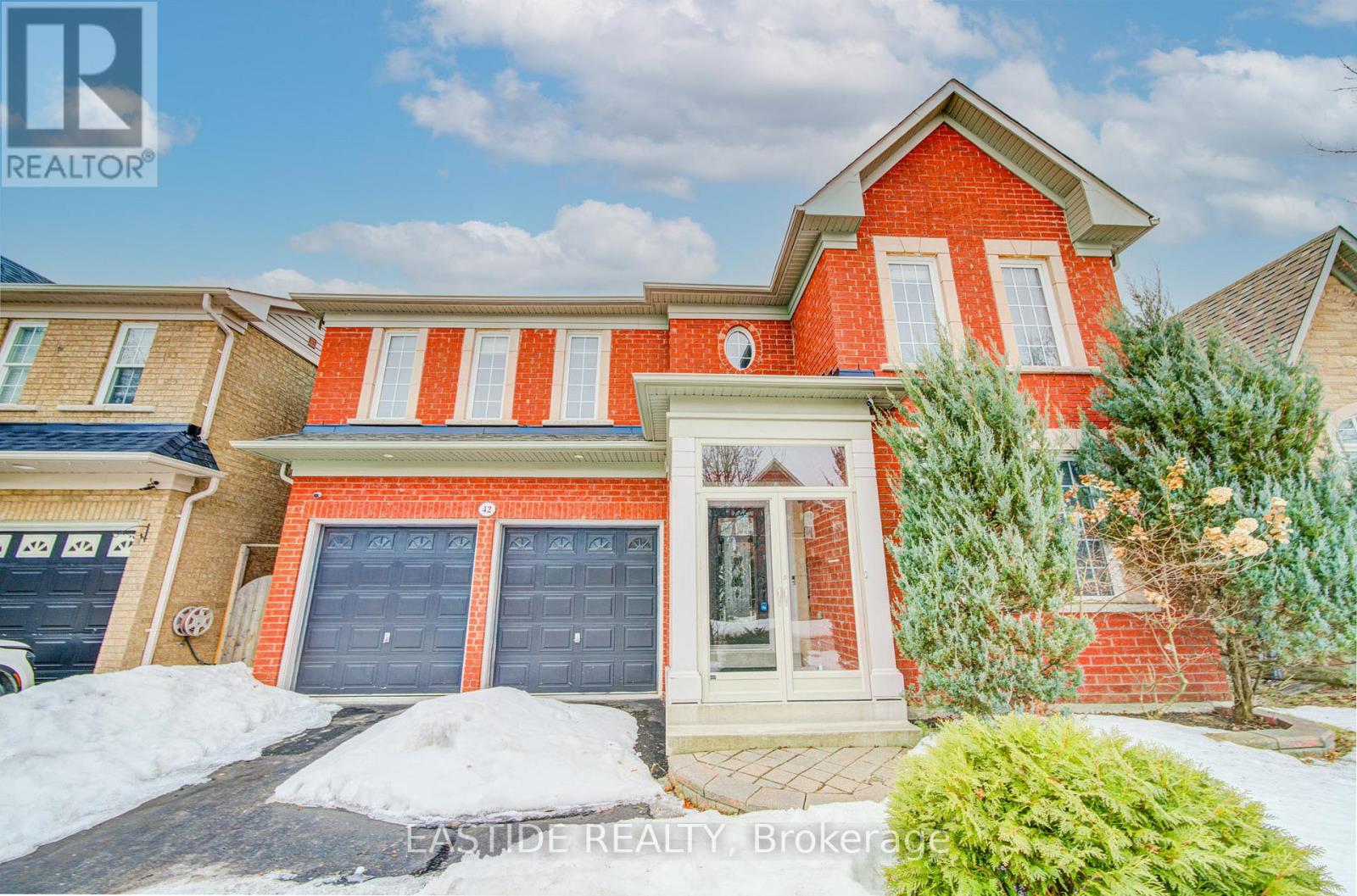 42 HAYFIELD CRESCENT, Richmond Hill, Ontario