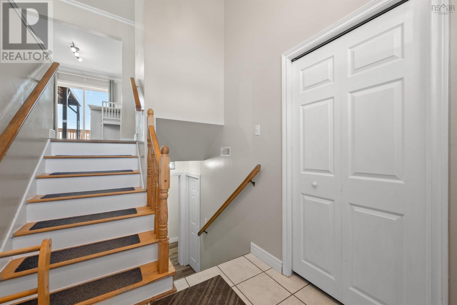 25 Kingsview Drive, Windsor, Nova Scotia  B0N 2T0 - Photo 3 - 202504725