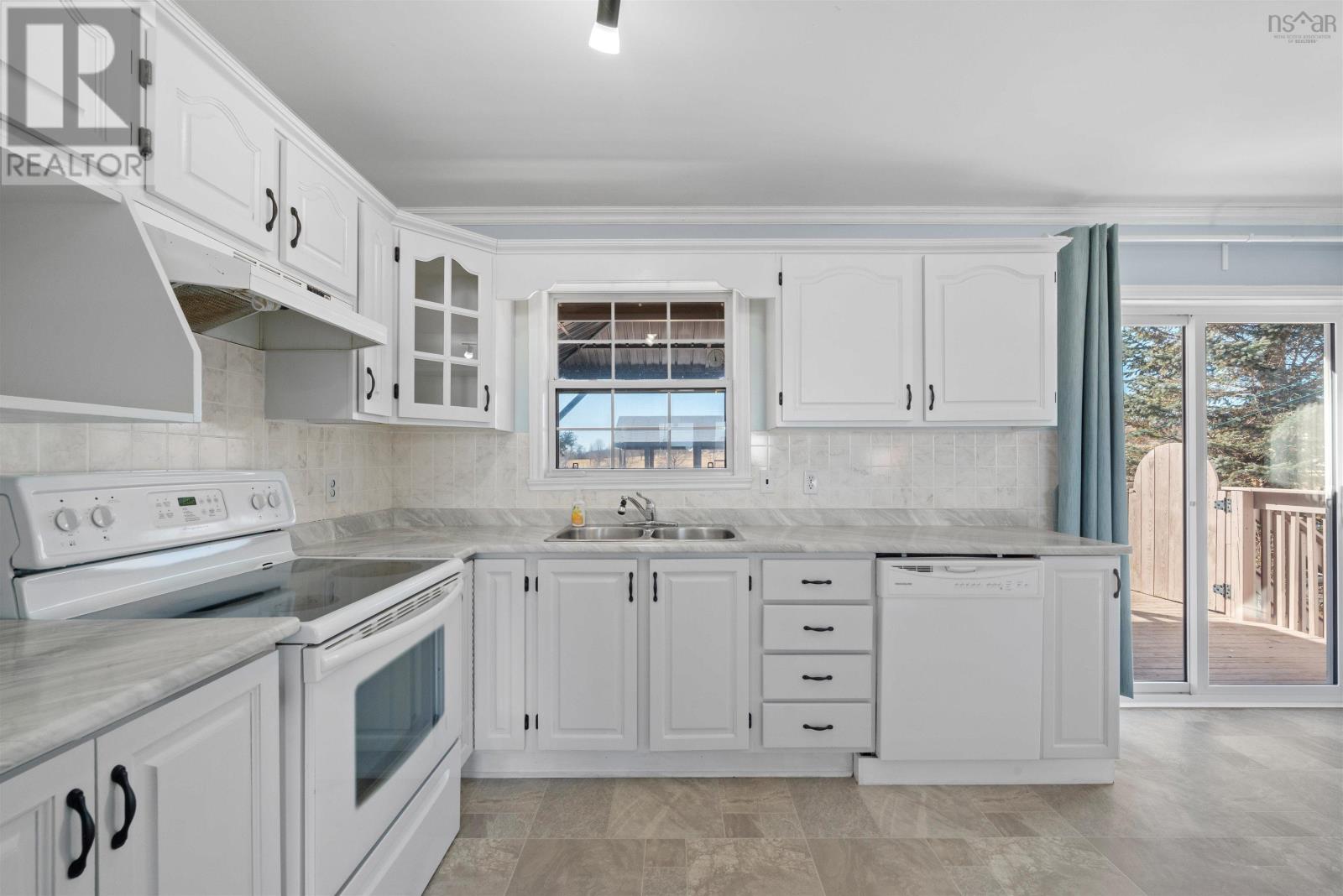 25 Kingsview Drive, Windsor, Nova Scotia  B0N 2T0 - Photo 7 - 202504725