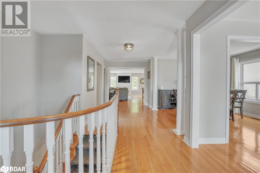 15 Royal Park Boulevard, Barrie, Ontario  L4N 0G6 - Photo 3 - 40705683