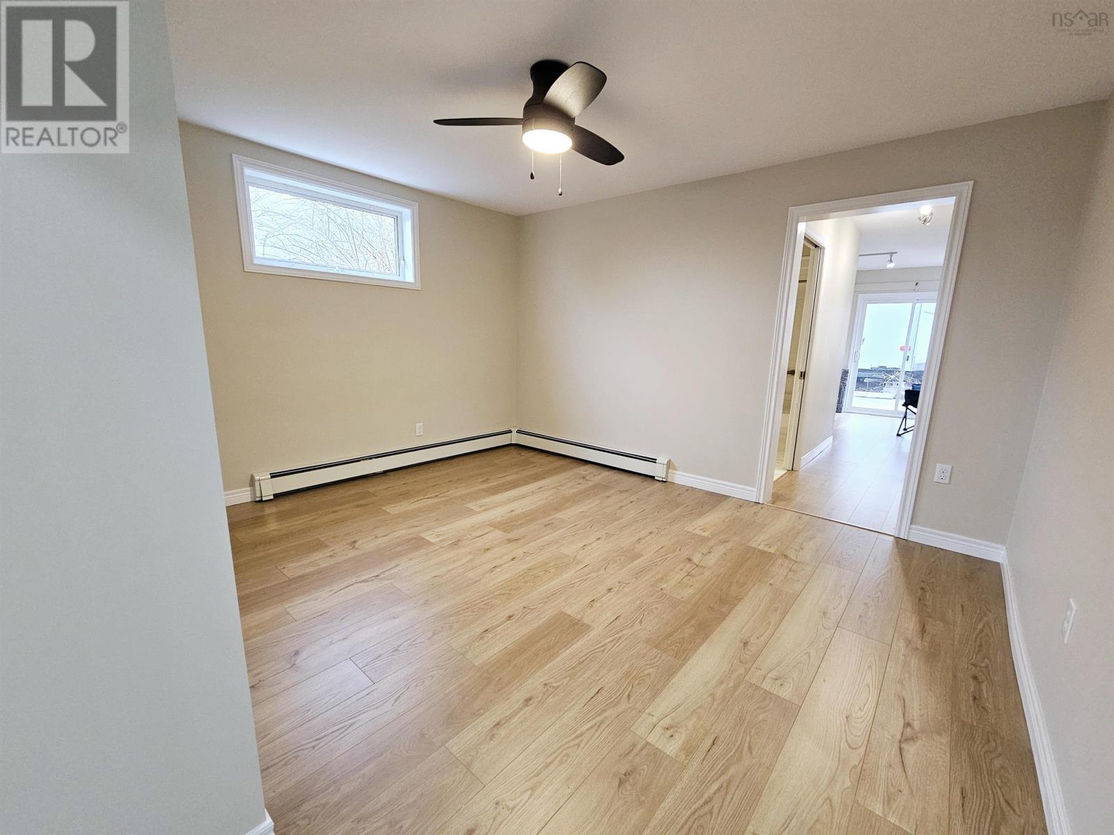 12 Convent Street, Sydney Mines, Nova Scotia  B1V 1J5 - Photo 13 - 202504738