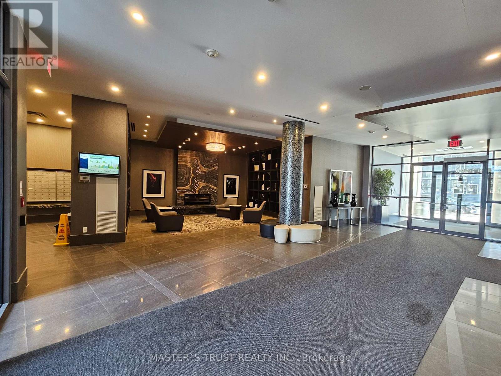 Property at 714 - 8110 BIRCHMOUNT ROAD image 4
