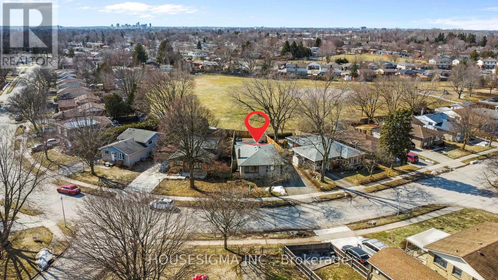 Photo 2 of 38 for 116 Kipling Avenue