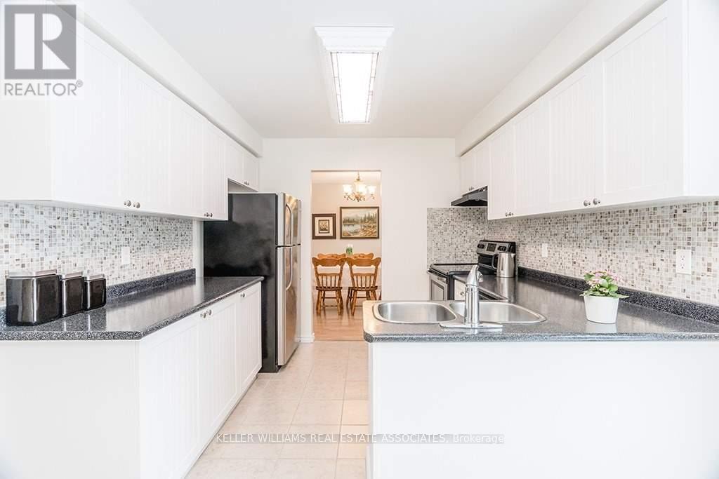 16 Julie Street, Essa, Ontario  L3W 0K8 - Photo 6 - N12016454