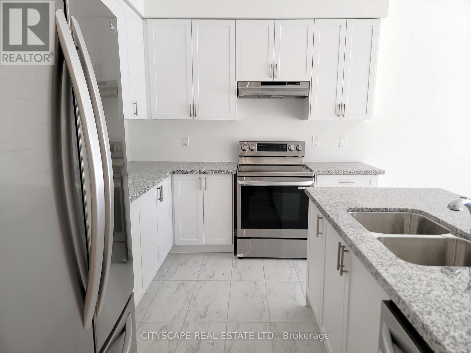 150 Rosanne Circle, Wasaga Beach, Ontario  L9Z 0N1 - Photo 13 - S12016502