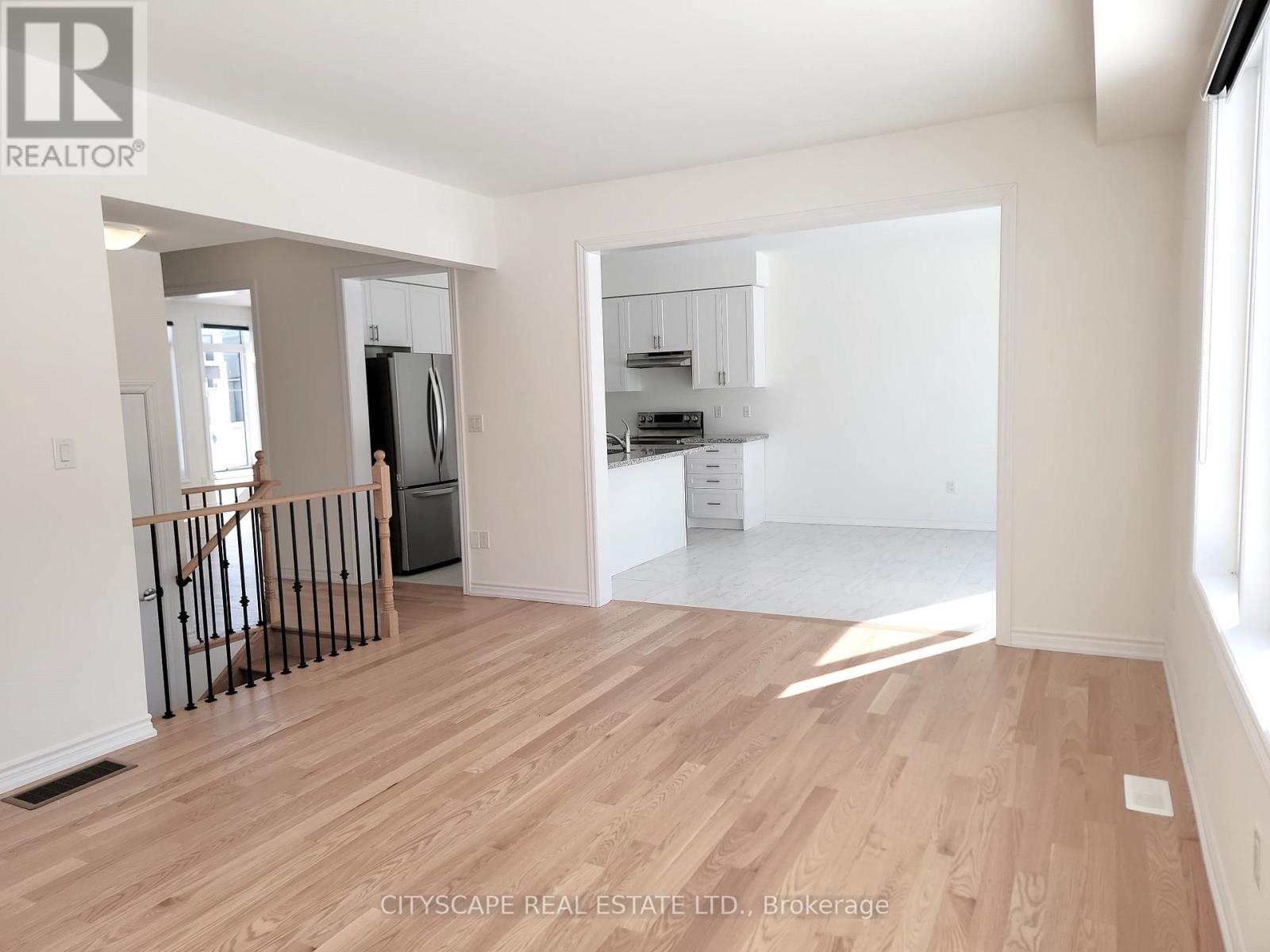 150 Rosanne Circle, Wasaga Beach, Ontario  L9Z 0N1 - Photo 14 - S12016502