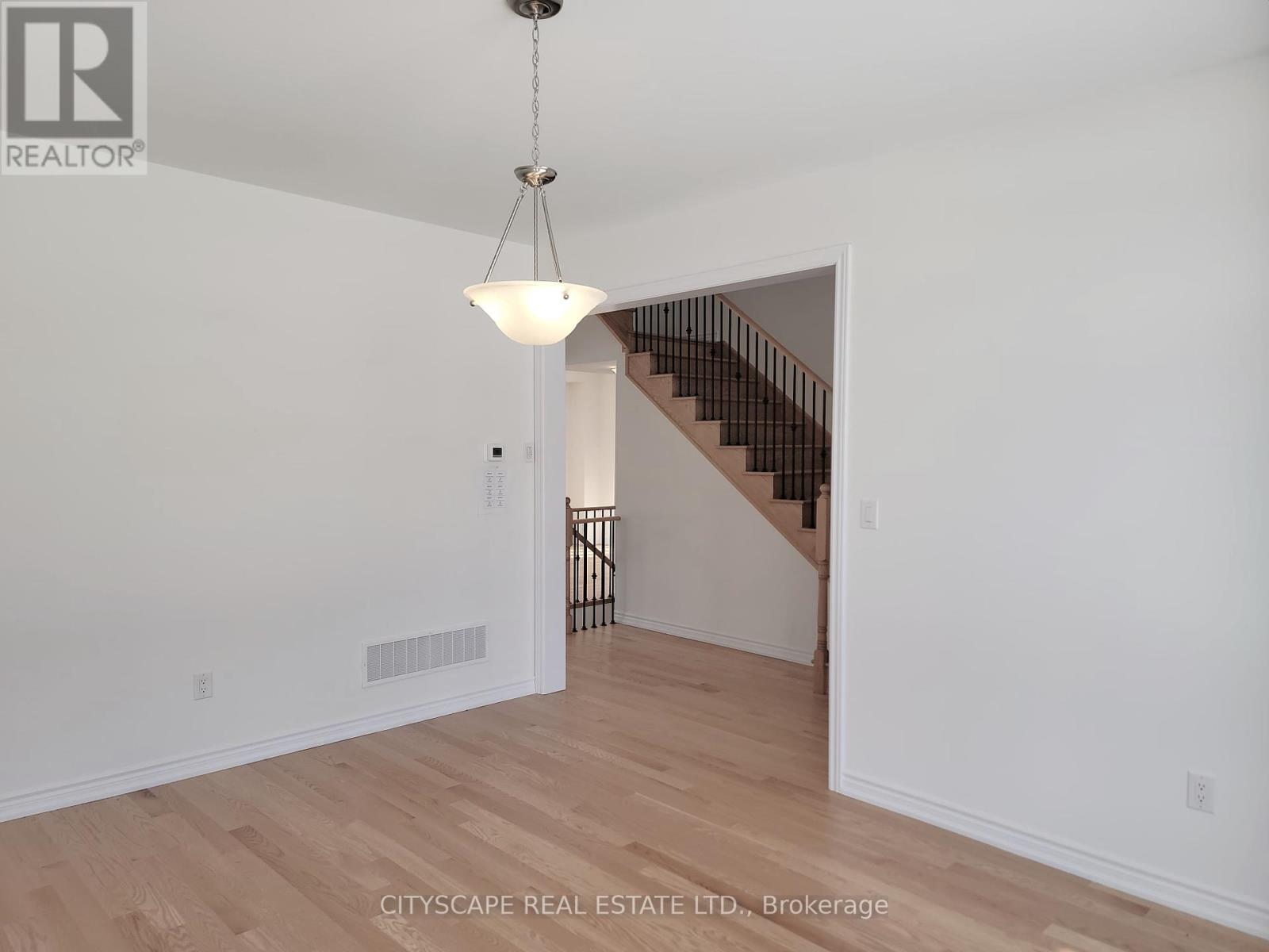 150 Rosanne Circle, Wasaga Beach, Ontario  L9Z 0N1 - Photo 22 - S12016502