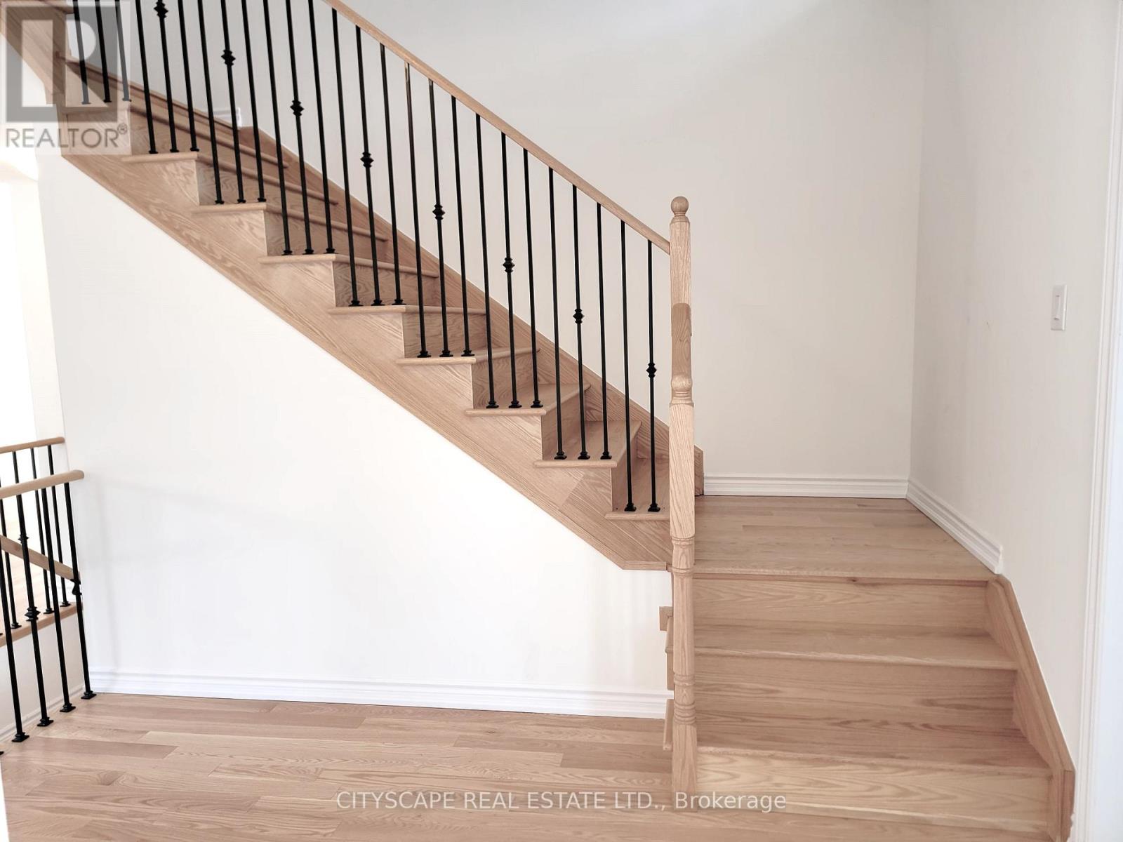 150 Rosanne Circle, Wasaga Beach, Ontario  L9Z 0N1 - Photo 24 - S12016502