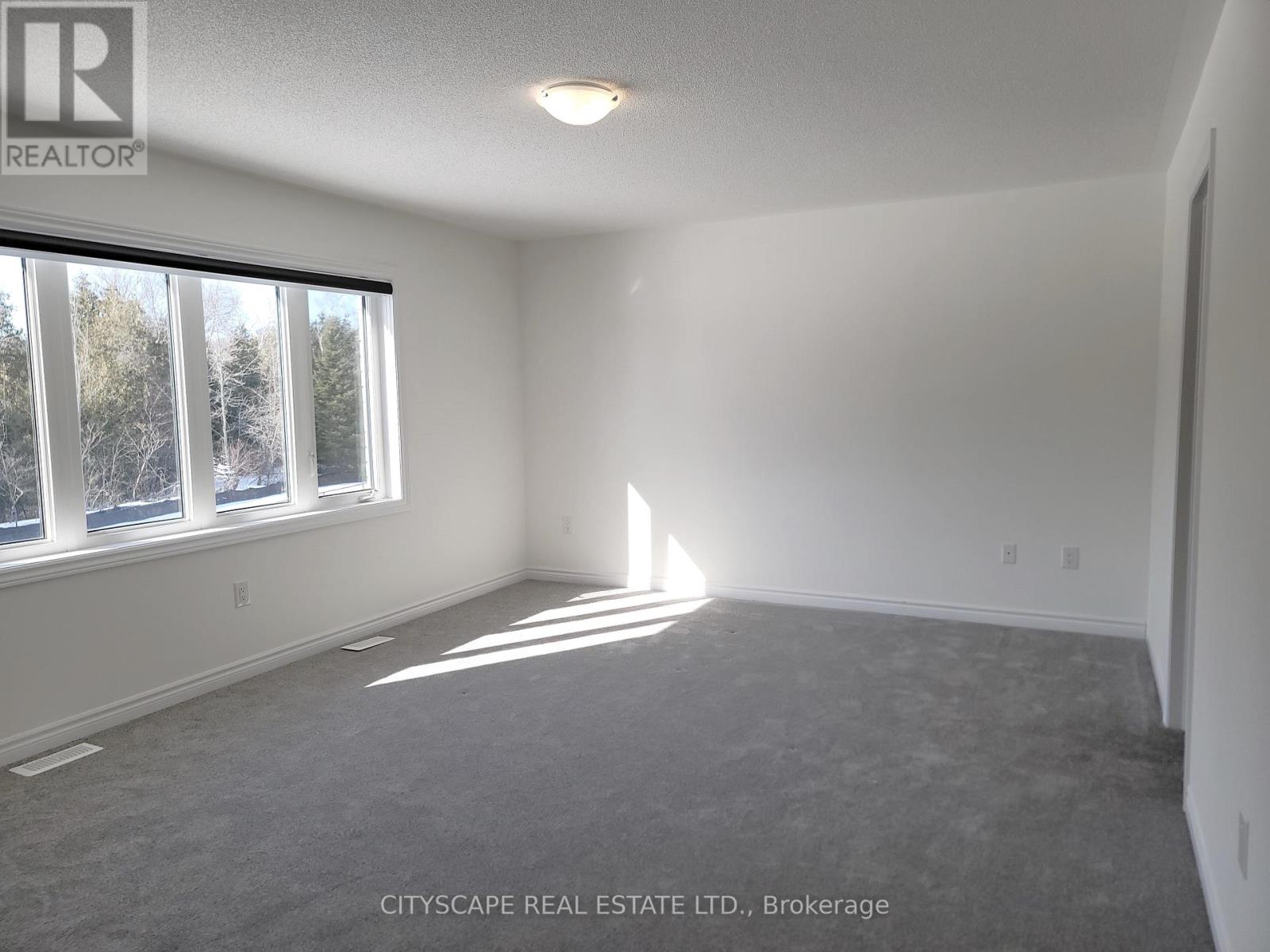 150 Rosanne Circle, Wasaga Beach, Ontario  L9Z 0N1 - Photo 25 - S12016502