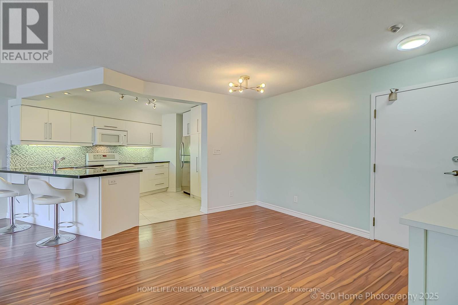 413 - 20 Southport Street, Toronto, Ontario  M6S 4Y8 - Photo 15 - W12016455