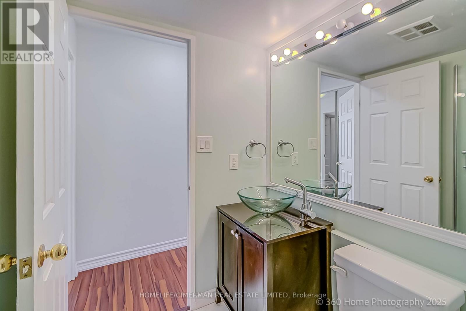 413 - 20 Southport Street, Toronto, Ontario  M6S 4Y8 - Photo 17 - W12016455