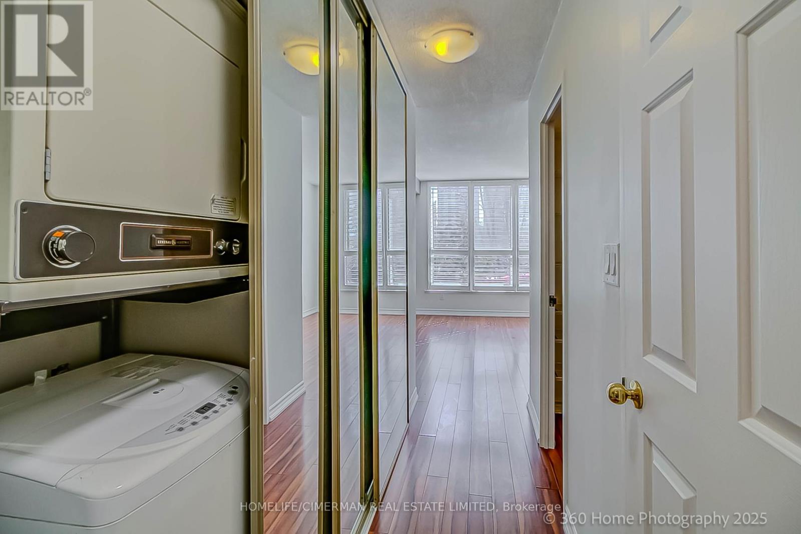 413 - 20 Southport Street, Toronto, Ontario  M6S 4Y8 - Photo 18 - W12016455
