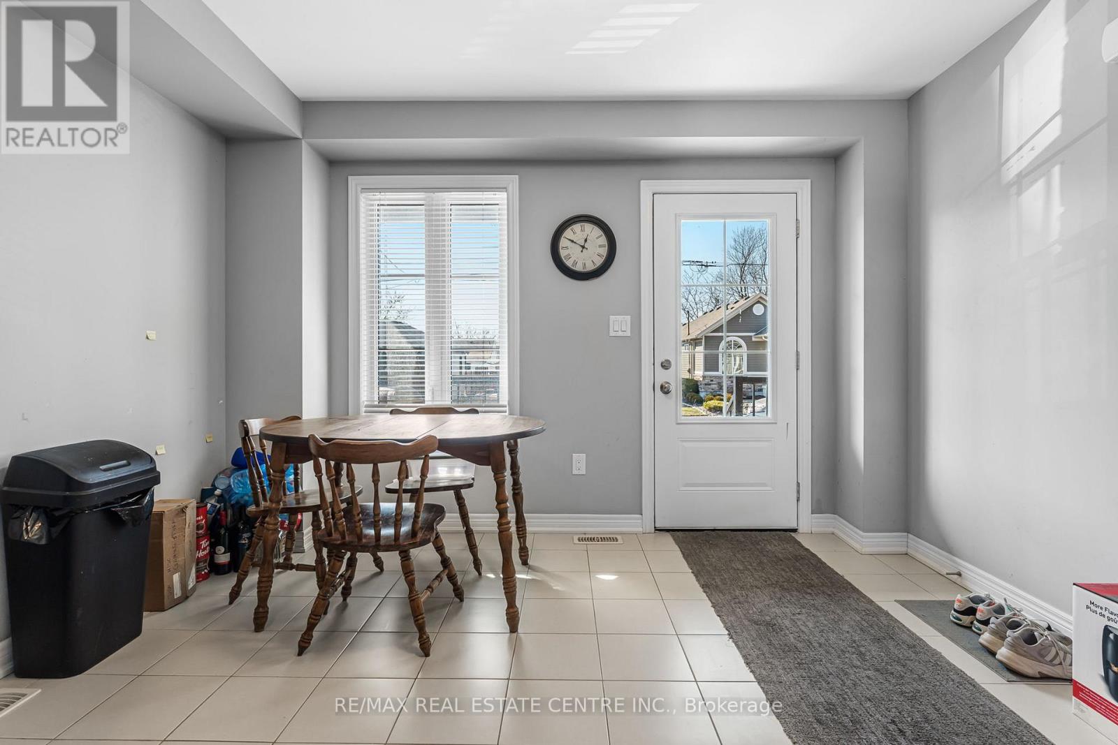 18 King Street, Thorold, Ontario  L2V 3T7 - Photo 8 - X12016448