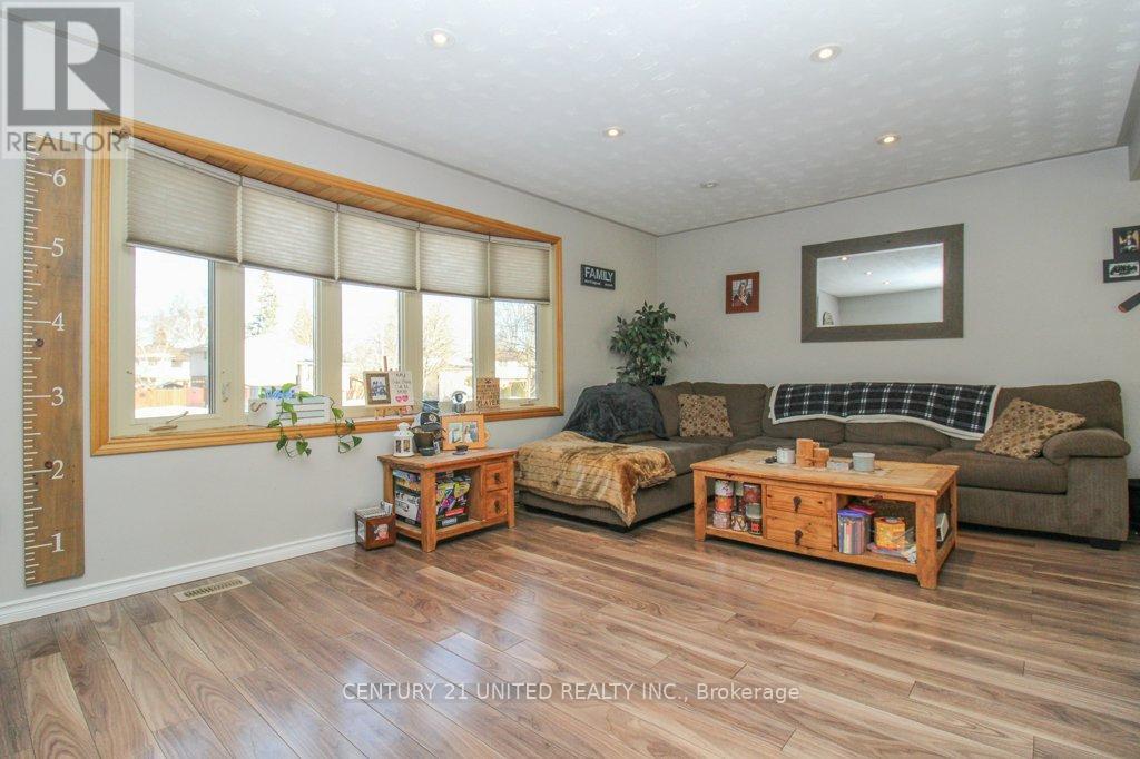 1495 Fair Avenue, Peterborough, Ontario  K9K 1G8 - Photo 4 - X12016582