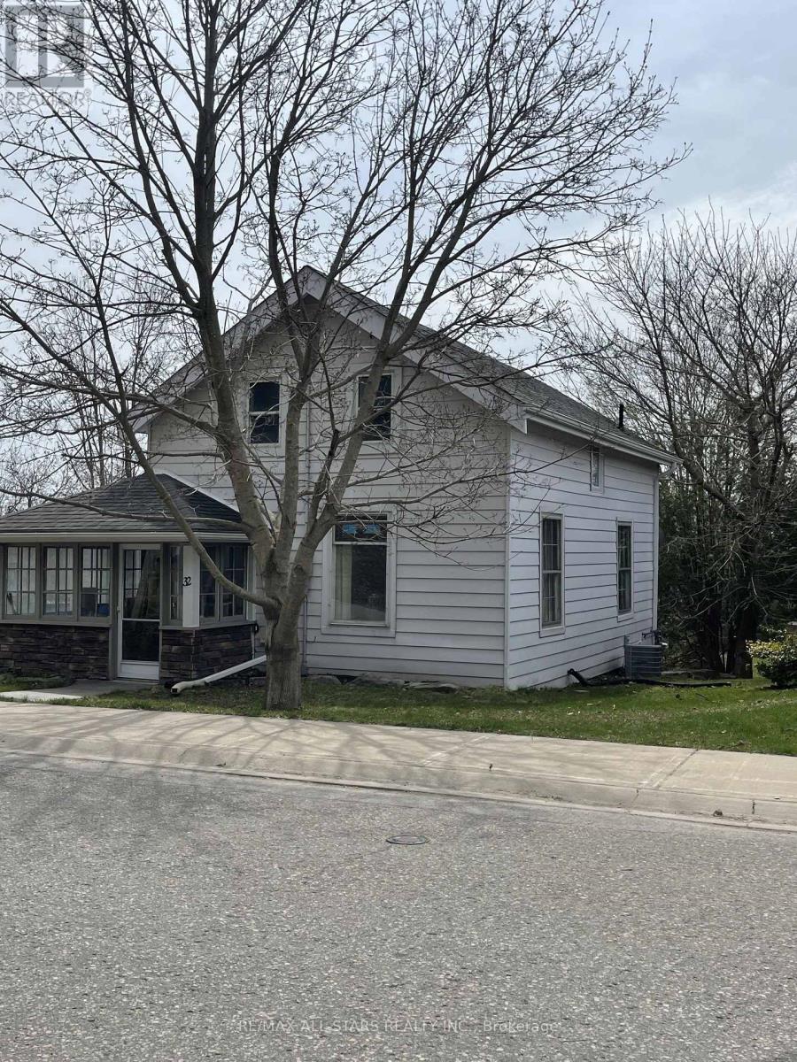 32 Bond Street E, Kawartha Lakes, Ontario  K0M 1N0 - Photo 28 - X12016599