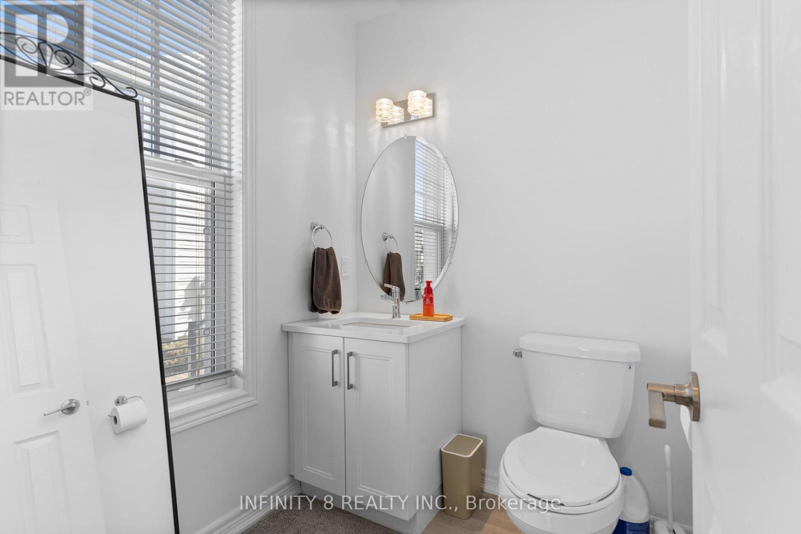 7 Aspen Common, St. Catharines, Ontario  L2S 2B3 - Photo 12 - X12016595