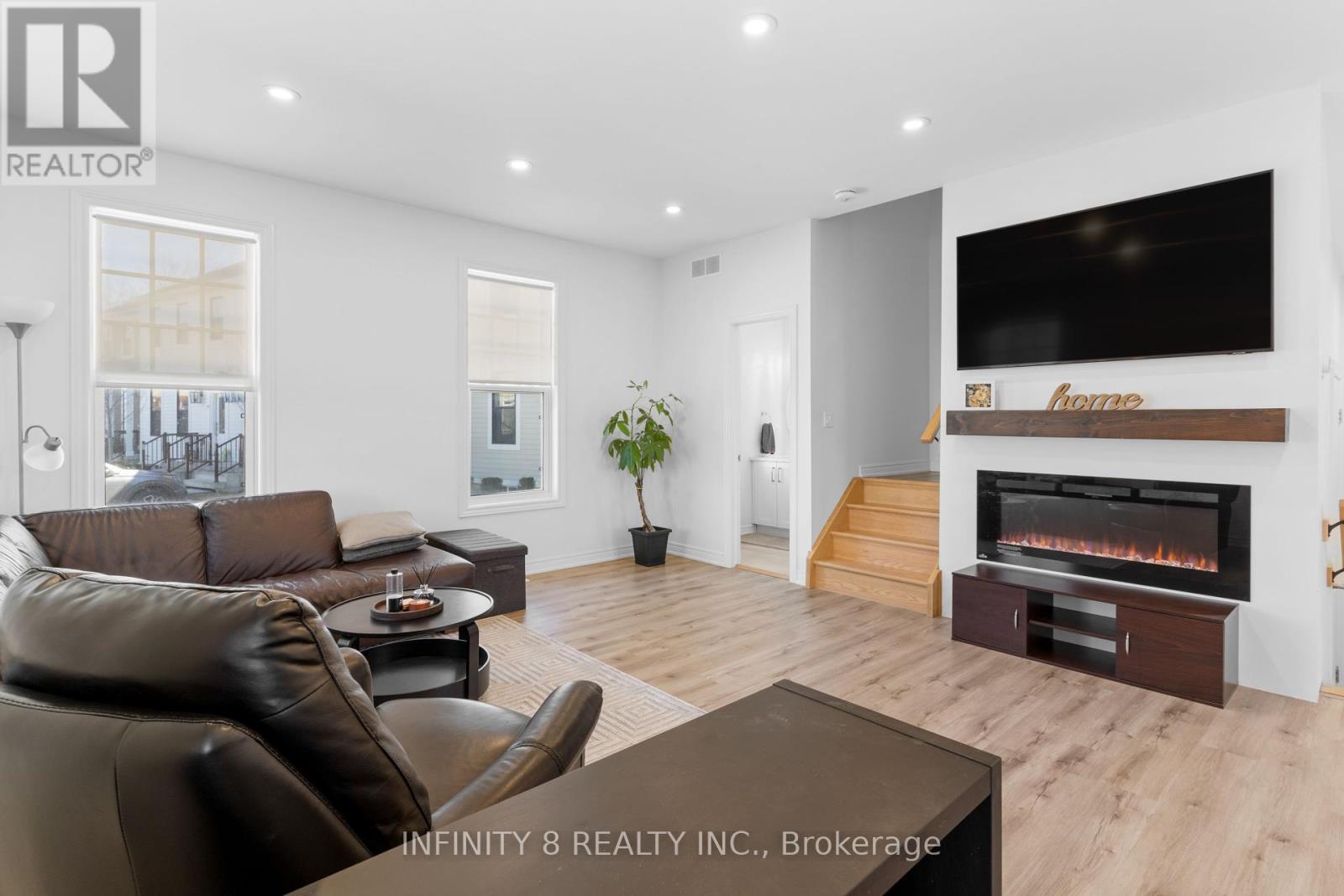 7 Aspen Common, St. Catharines, Ontario  L2S 2B3 - Photo 4 - X12016595