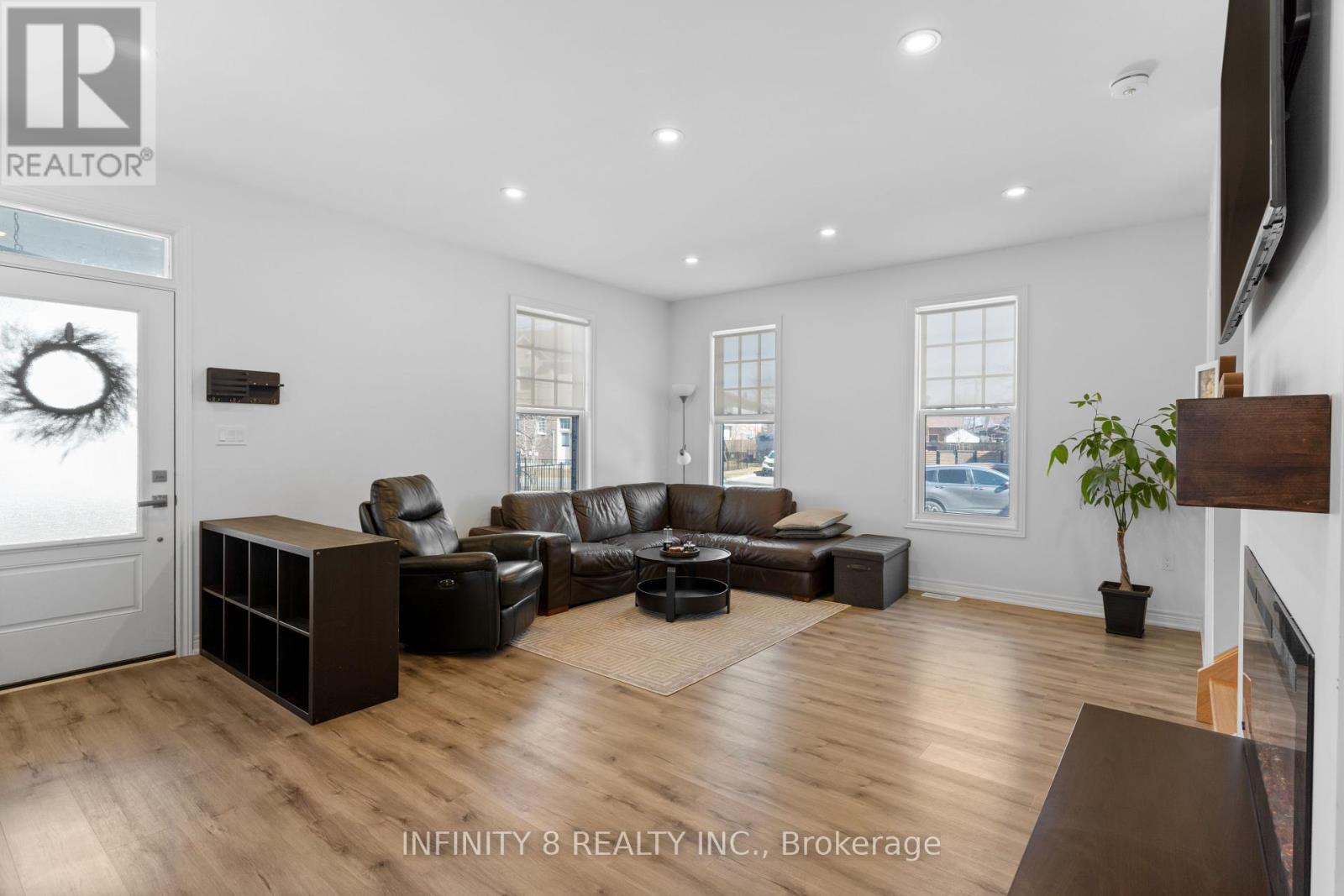 7 Aspen Common, St. Catharines, Ontario  L2S 2B3 - Photo 5 - X12016595