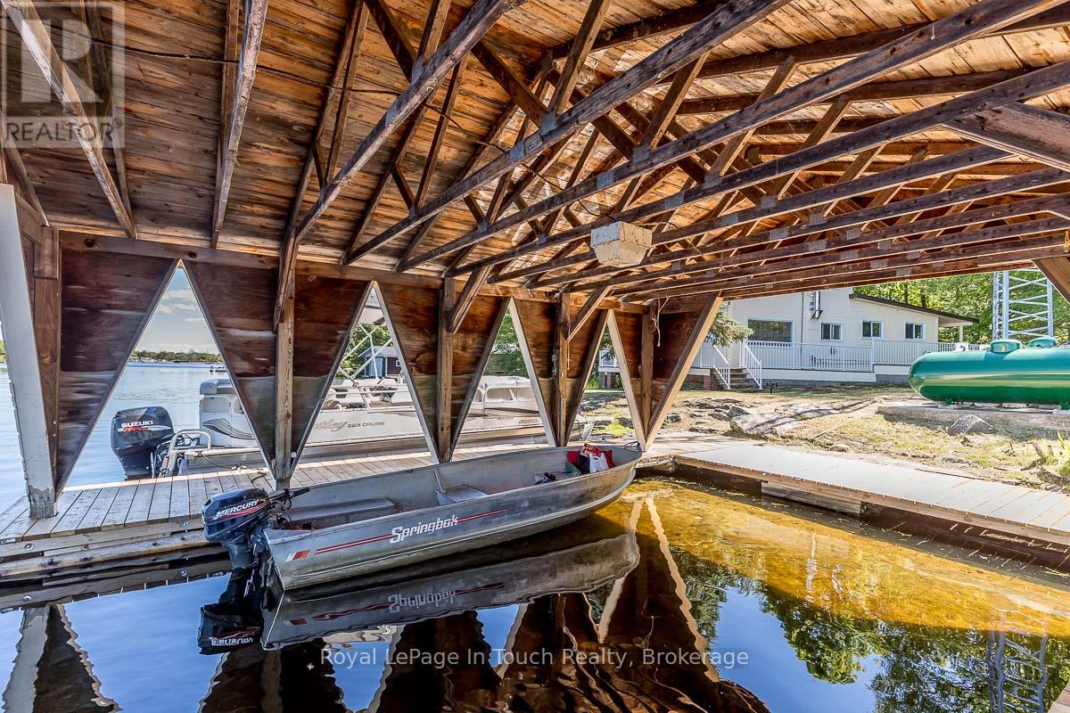 36 Yellowhead Island, Georgian Bay, Ontario  L0K 1S0 - Photo 34 - X12016553