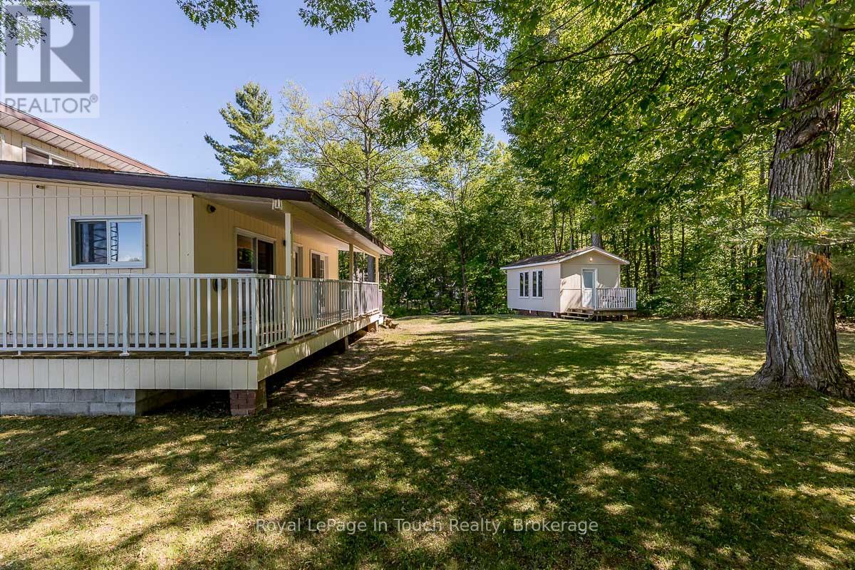 36 Yellowhead Island, Georgian Bay, Ontario  L0K 1S0 - Photo 4 - X12016553