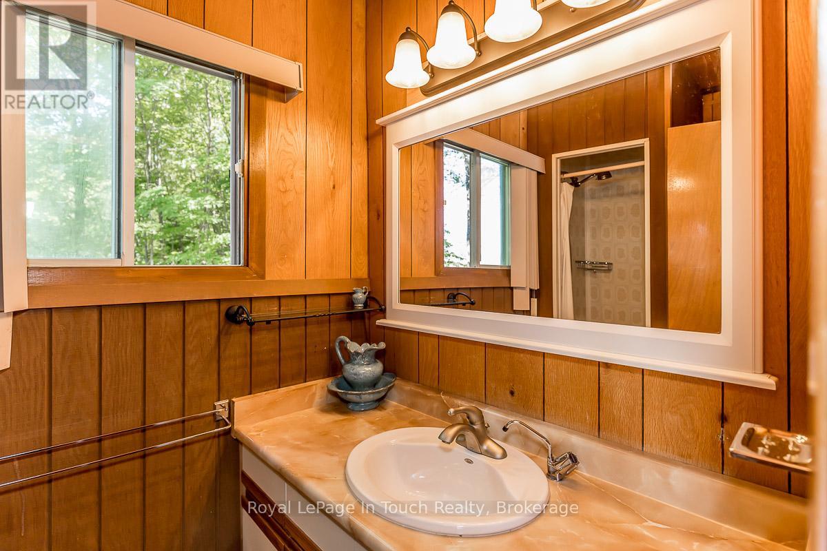 36 Yellowhead Island, Georgian Bay, Ontario  L0K 1S0 - Photo 40 - X12016553