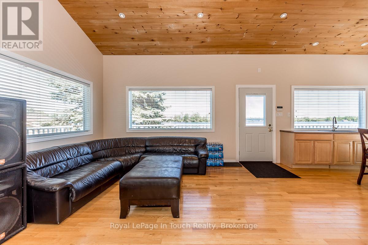 36 Yellowhead Island, Georgian Bay, Ontario  L0K 1S0 - Photo 8 - X12016553