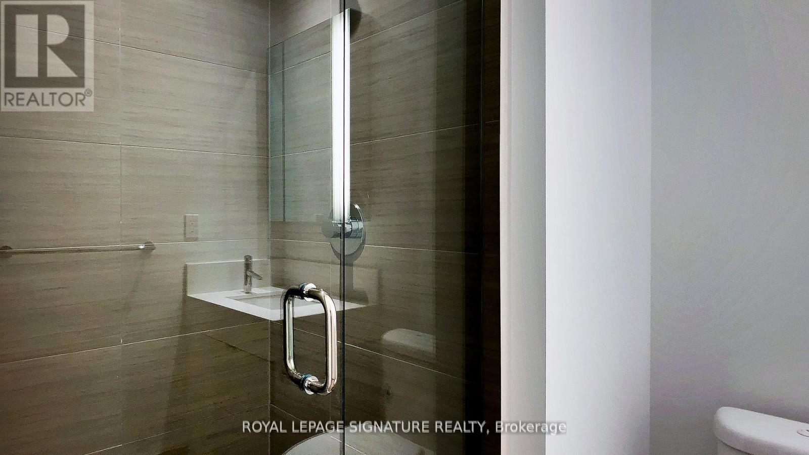 5601 - 10 York Street, Toronto, Ontario  M5J 2L9 - Photo 12 - C12016574
