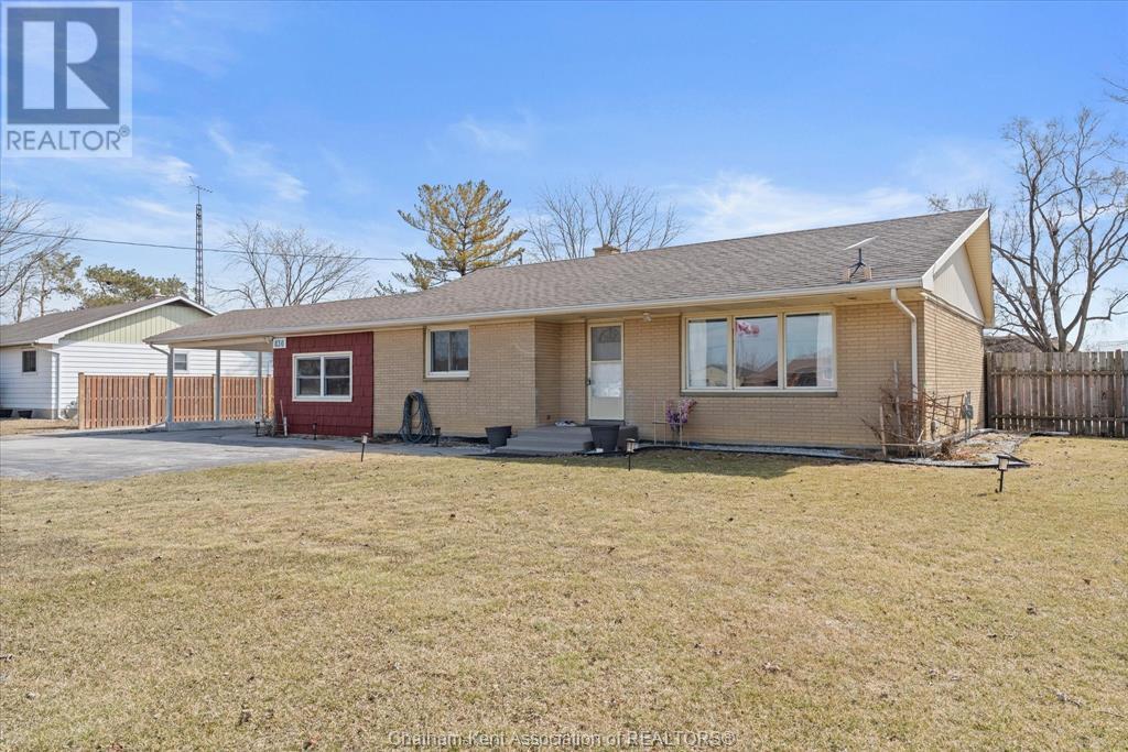 Property at 830 Talbot ROAD East image 3