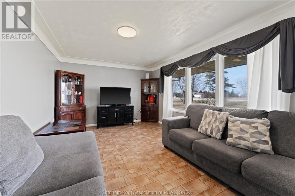 830 Talbot Road East, Wheatley, Ontario  N0P 2P0 - Photo 8 - 25005653