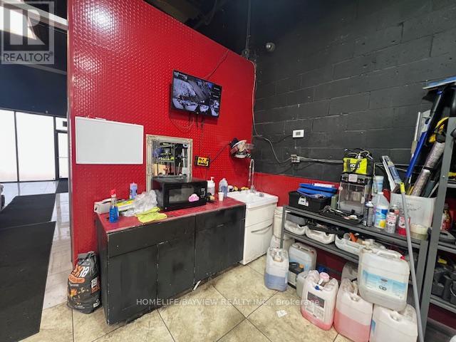 8 - 73 Alness Street, Toronto, Ontario  M3J 2H2 - Photo 10 - W12015854