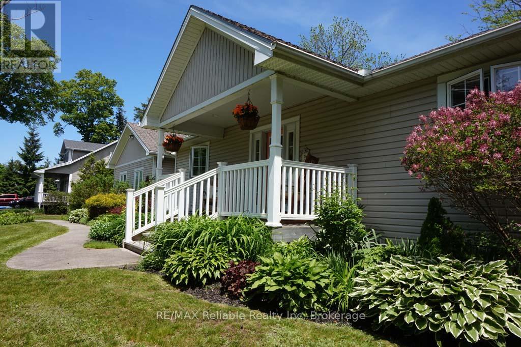 22 Eugene Street, Bluewater, Ontario  N0M 1G0 - Photo 2 - X11992805